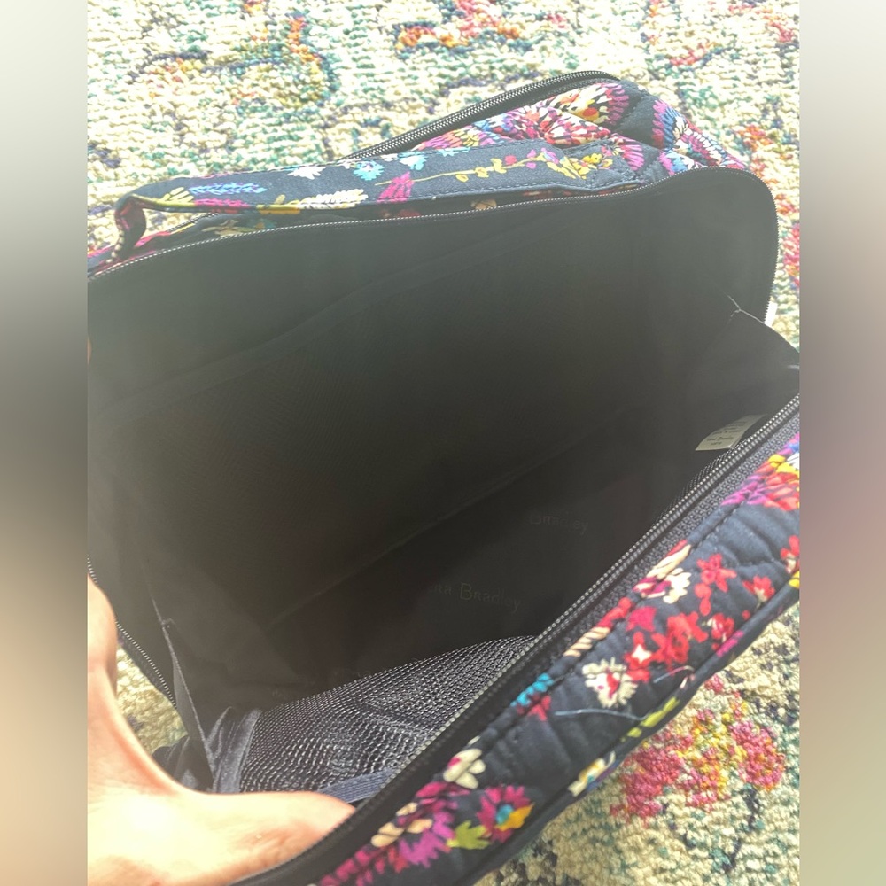 Vera Bradley large blush and brush makeup case - Picture 2 of 7